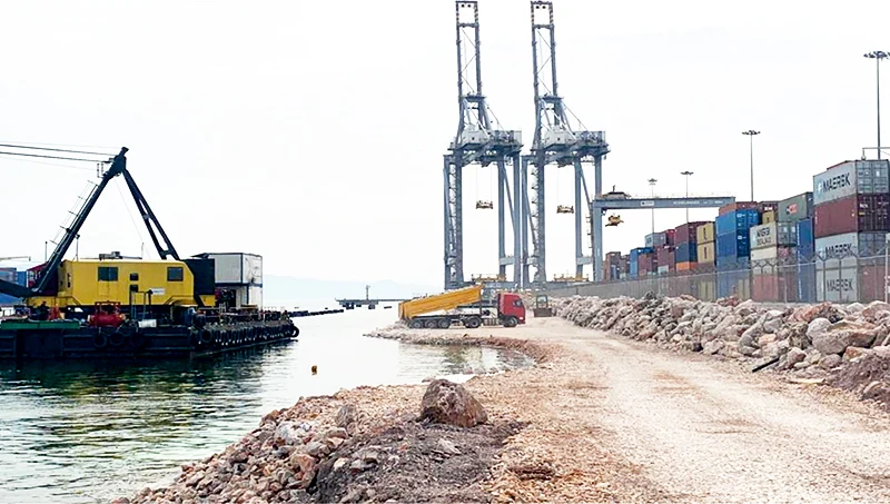 Yarımca Liman İnşaatı — Gültaş arşivi