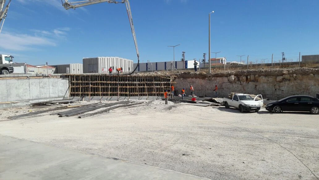 Ece Plaza İstinat Duvarı ve Fabrika İçi Çevre Yolu Yapım İşi — fotoğraf 4