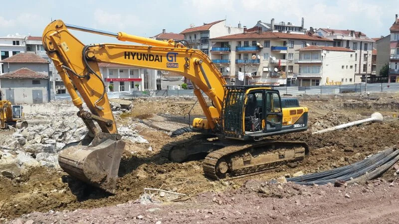 Karamürsel Kültür Merkezi Hafriyat Çalışması — Gültaş arşivi